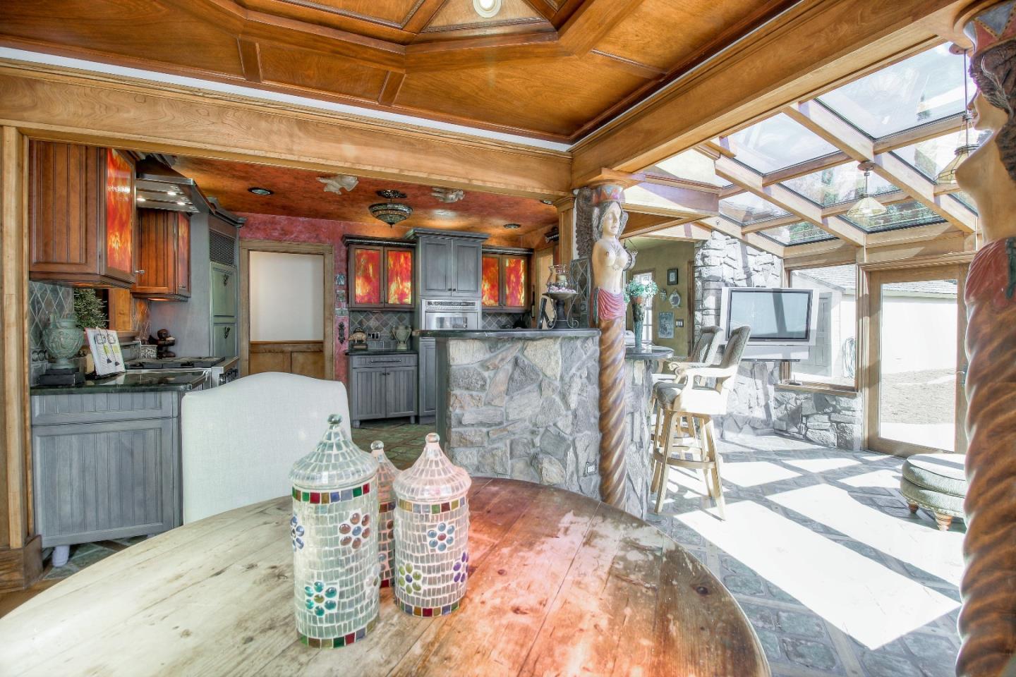 Detail Gallery Image 10 of 14 For 1062 Lincoln Ct, San Jose,  CA 95125 - 3 Beds | 2 Baths