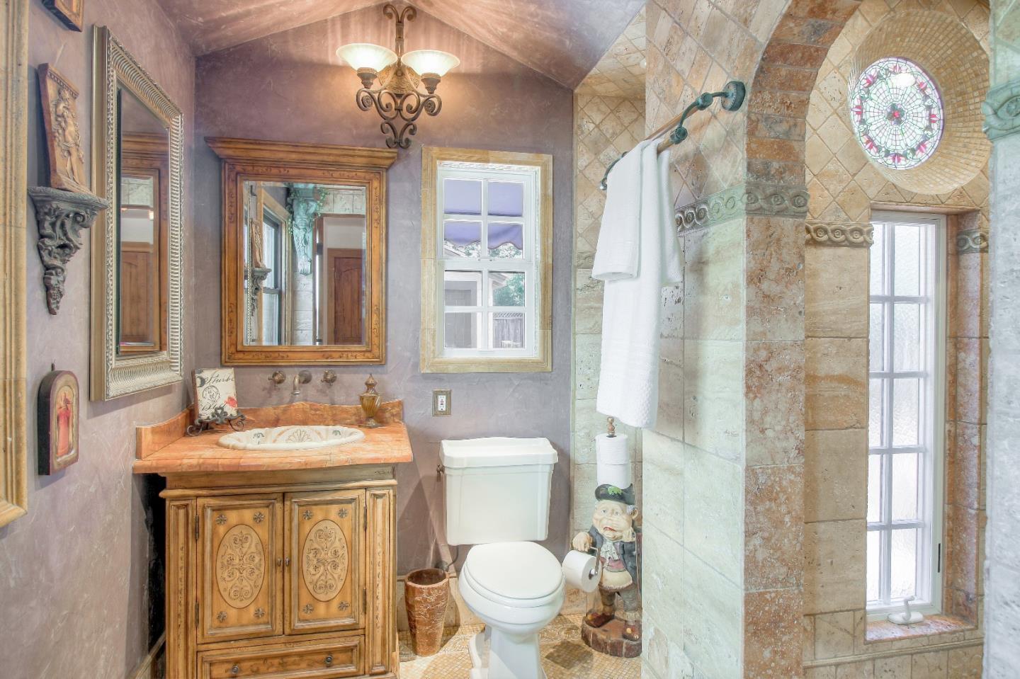 Detail Gallery Image 9 of 14 For 1062 Lincoln Ct, San Jose,  CA 95125 - 3 Beds | 2 Baths