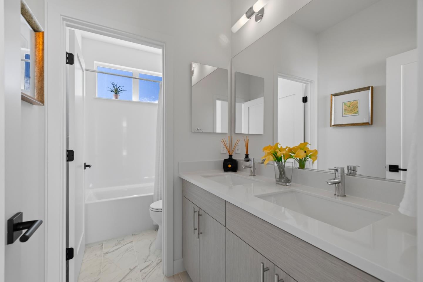 Detail Gallery Image 24 of 27 For 801 Fassler Ave, Pacifica,  CA 94044 - 3 Beds | 2/1 Baths