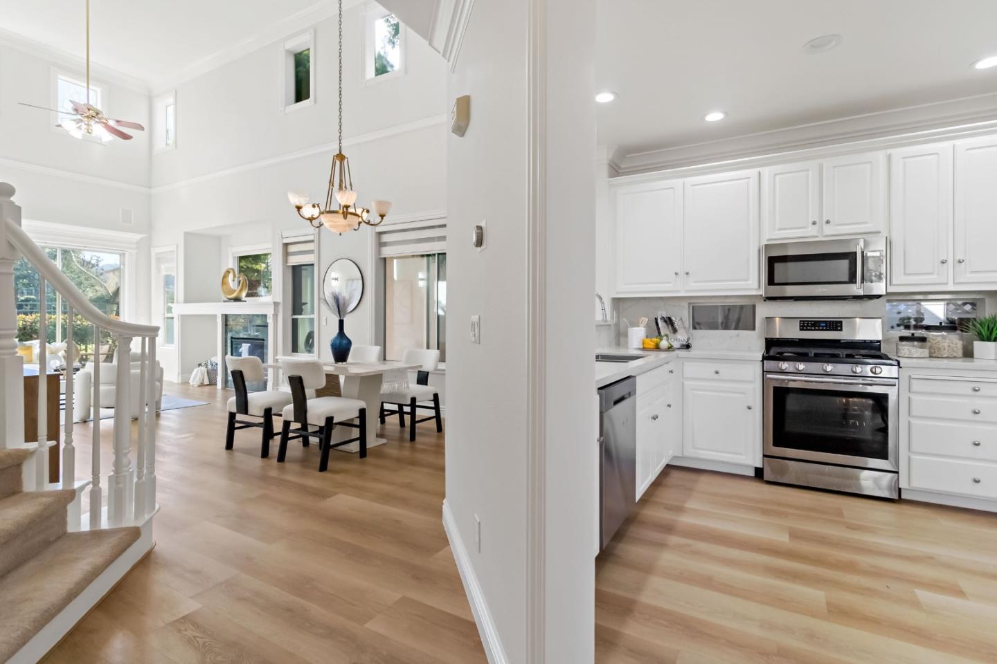 Detail Gallery Image 12 of 60 For 5335 Roxburghe Ct, San Jose,  CA 95138 - 3 Beds | 2/1 Baths