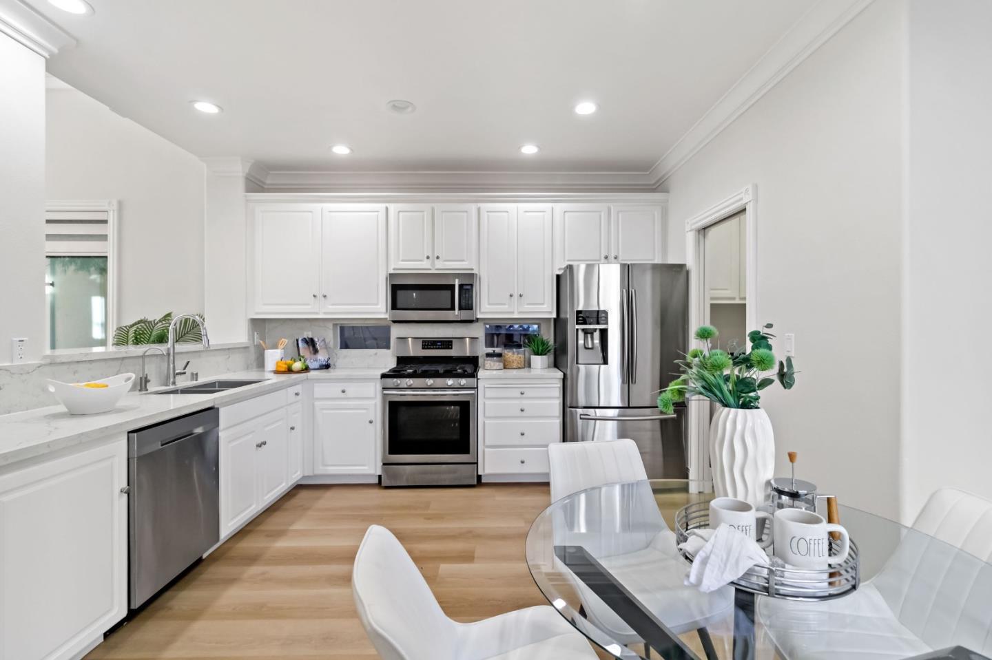 Detail Gallery Image 4 of 60 For 5335 Roxburghe Ct, San Jose,  CA 95138 - 3 Beds | 2/1 Baths