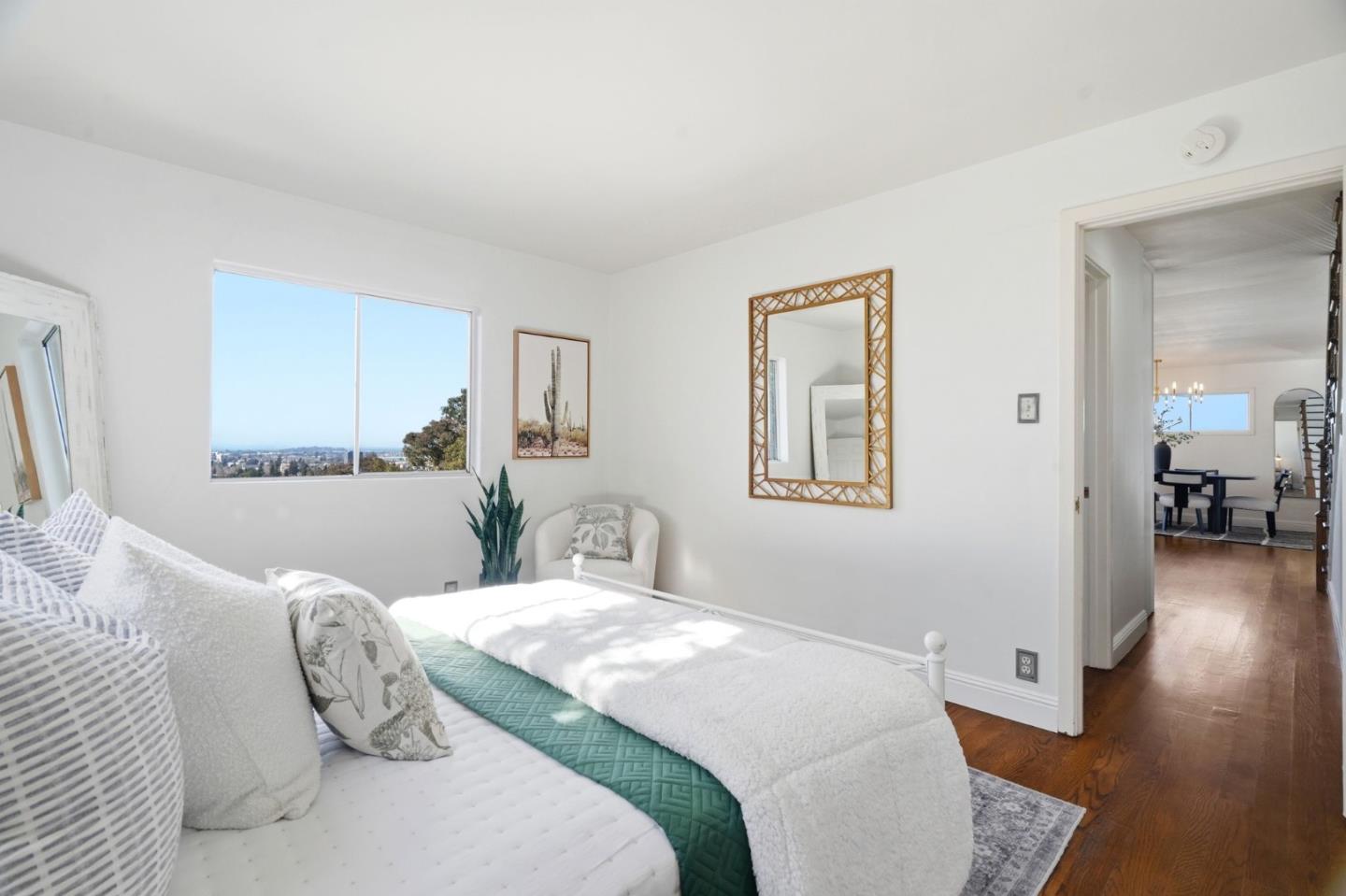 Detail Gallery Image 20 of 58 For 347 Rolling Hills Ave, San Mateo,  CA 94403 - 3 Beds | 3 Baths