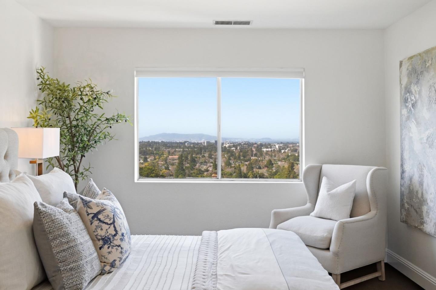 Detail Gallery Image 7 of 58 For 347 Rolling Hills Ave, San Mateo,  CA 94403 - 3 Beds | 3 Baths