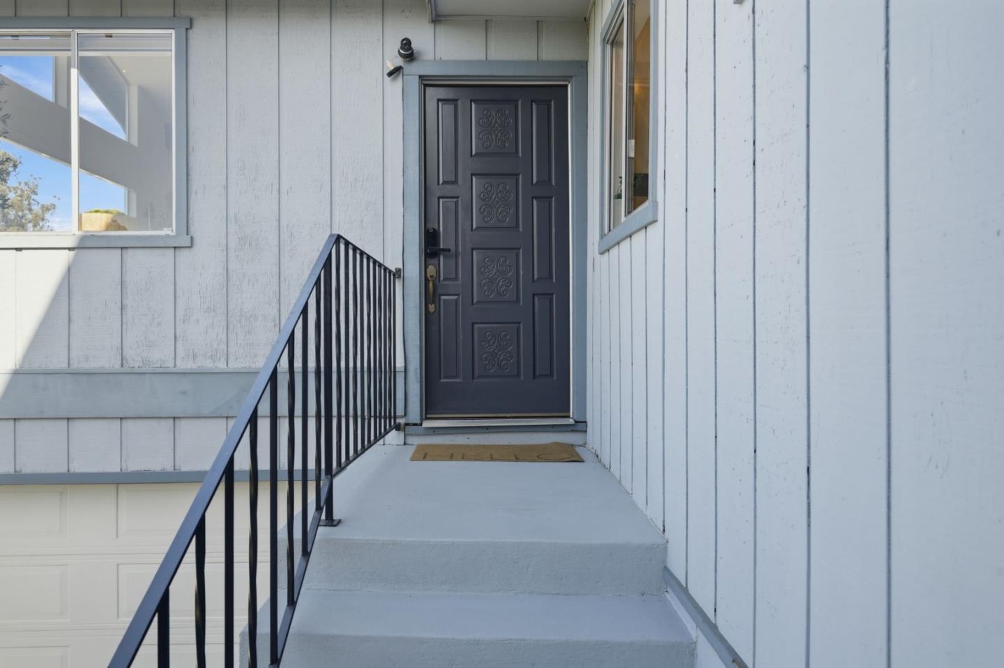 Detail Gallery Image 8 of 58 For 347 Rolling Hills Ave, San Mateo,  CA 94403 - 3 Beds | 3 Baths