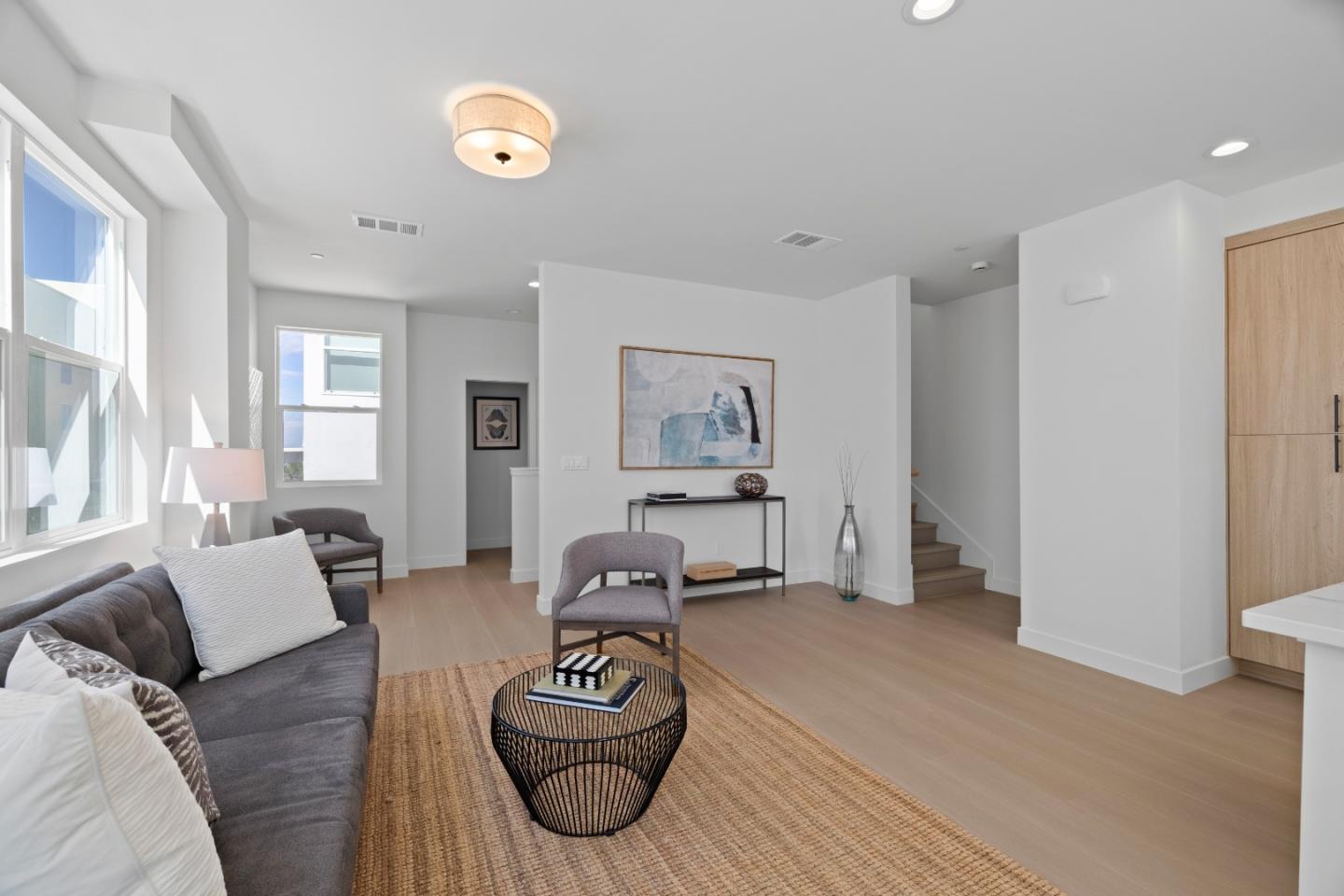 Detail Gallery Image 10 of 23 For 835 Fassler Ave, Pacifica,  CA 94044 - 3 Beds | 3/1 Baths