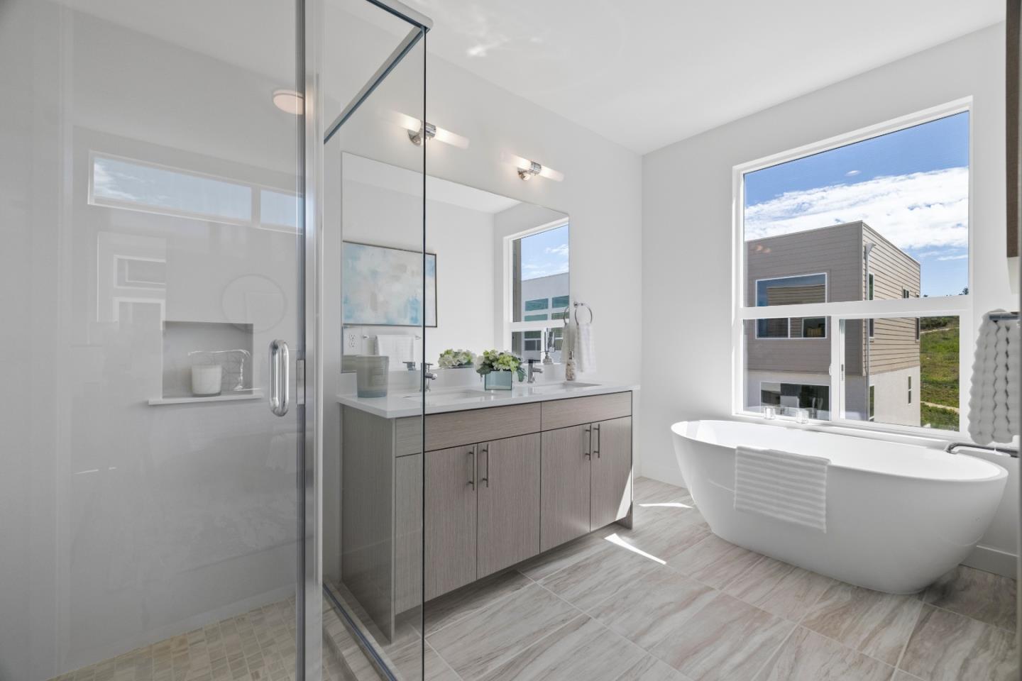 Detail Gallery Image 15 of 23 For 835 Fassler Ave, Pacifica,  CA 94044 - 3 Beds | 3/1 Baths