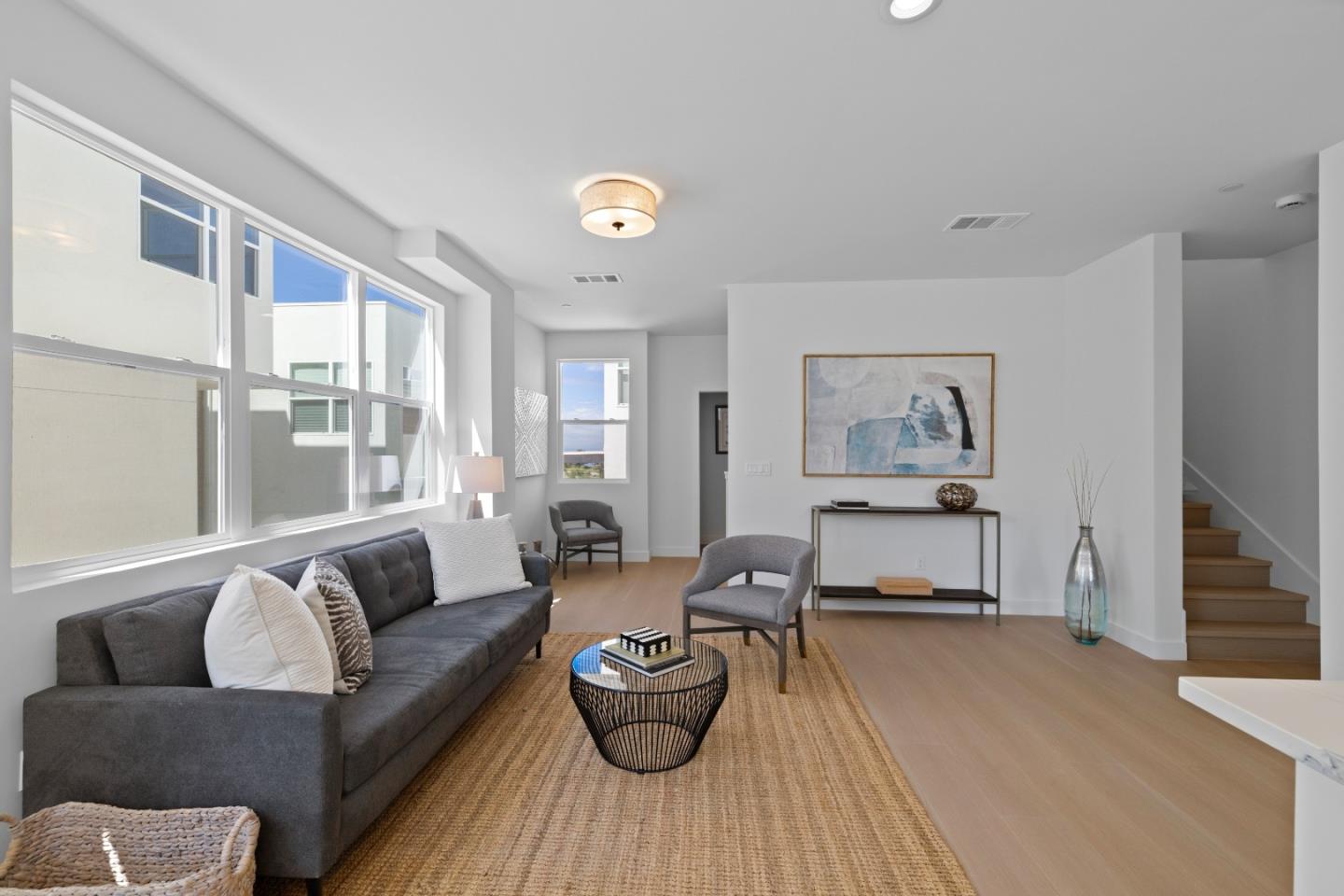 Detail Gallery Image 9 of 23 For 835 Fassler Ave, Pacifica,  CA 94044 - 3 Beds | 3/1 Baths