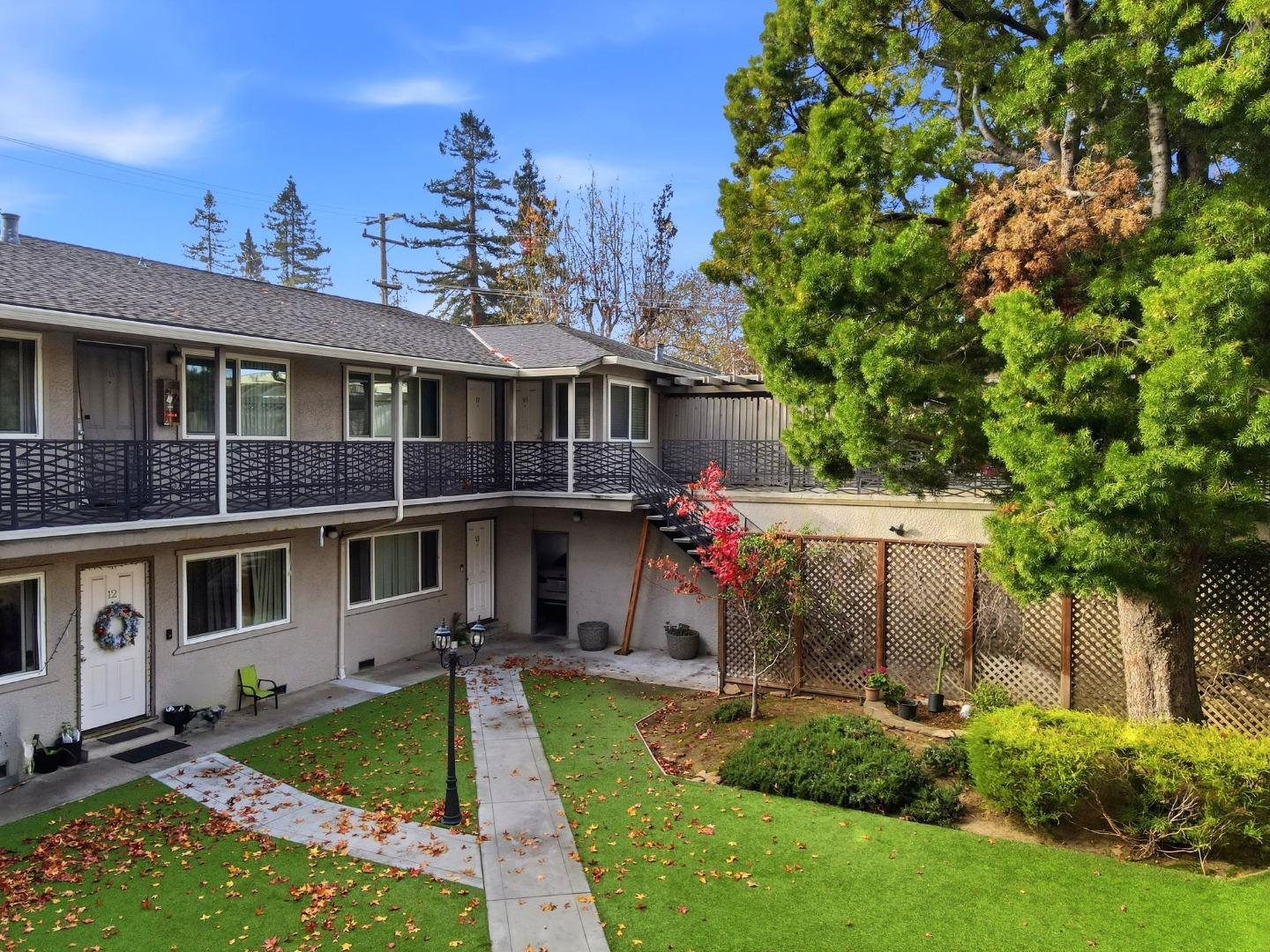 Detail Gallery Image 6 of 10 For 1235 Leigh Ave, San Jose,  CA 95126 - – Beds | – Baths