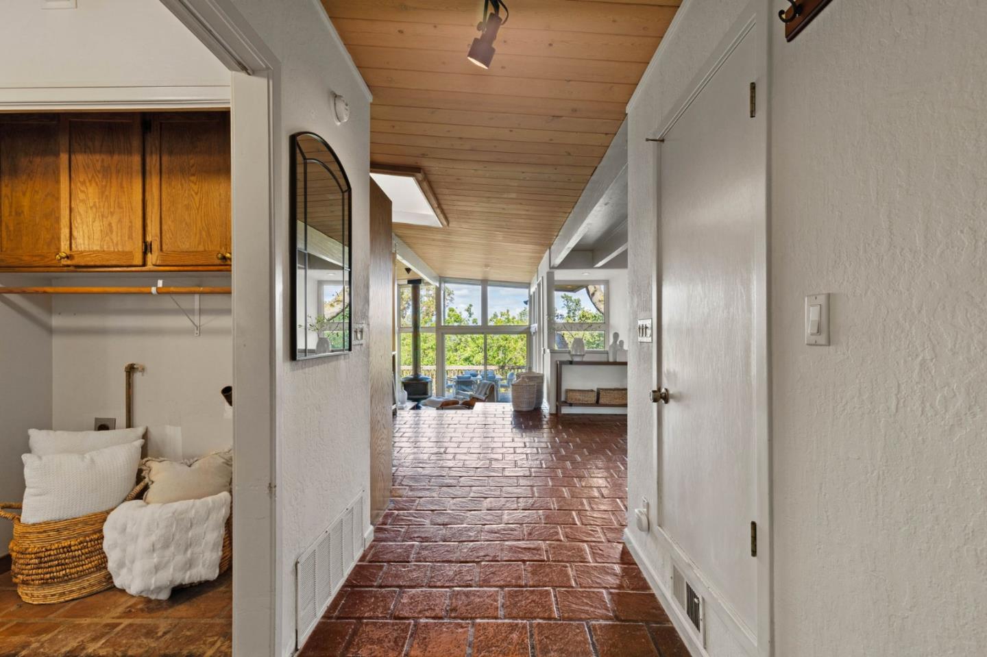 Detail Gallery Image 12 of 38 For 28 Orchard St, Los Gatos,  CA 95030 - 3 Beds | 2 Baths