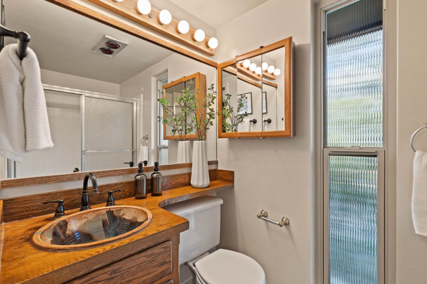 Detail Gallery Image 13 of 38 For 28 Orchard St, Los Gatos,  CA 95030 - 3 Beds | 2 Baths