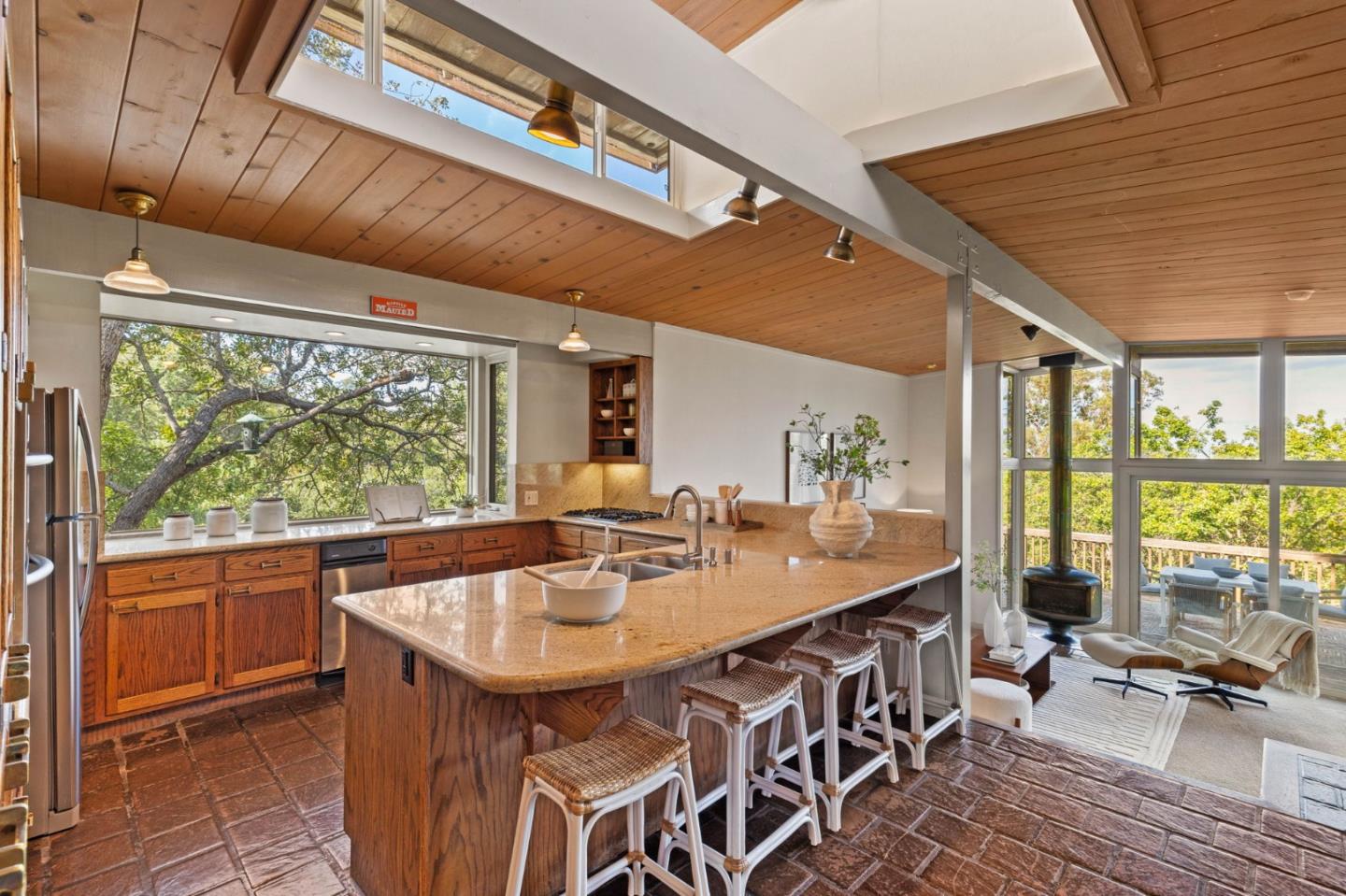 Detail Gallery Image 15 of 38 For 28 Orchard St, Los Gatos,  CA 95030 - 3 Beds | 2 Baths