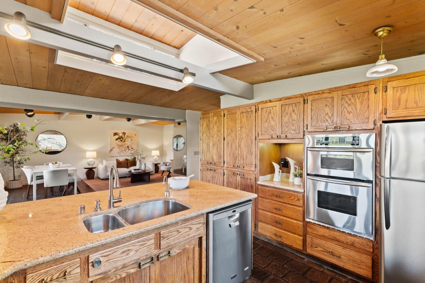 Detail Gallery Image 17 of 38 For 28 Orchard St, Los Gatos,  CA 95030 - 3 Beds | 2 Baths