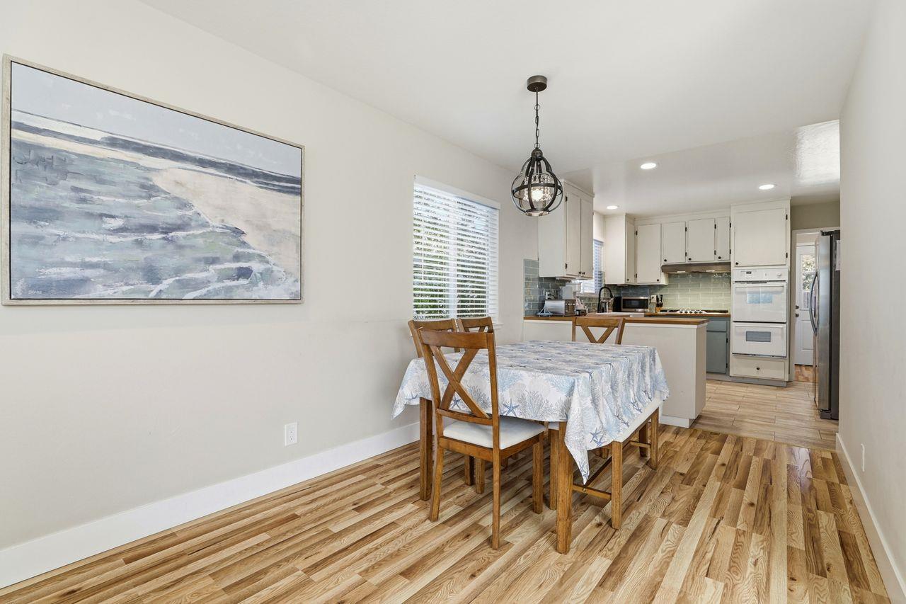 Detail Gallery Image 22 of 72 For 836 Seacliff Dr, Aptos,  CA 95003 - 3 Beds | 2 Baths