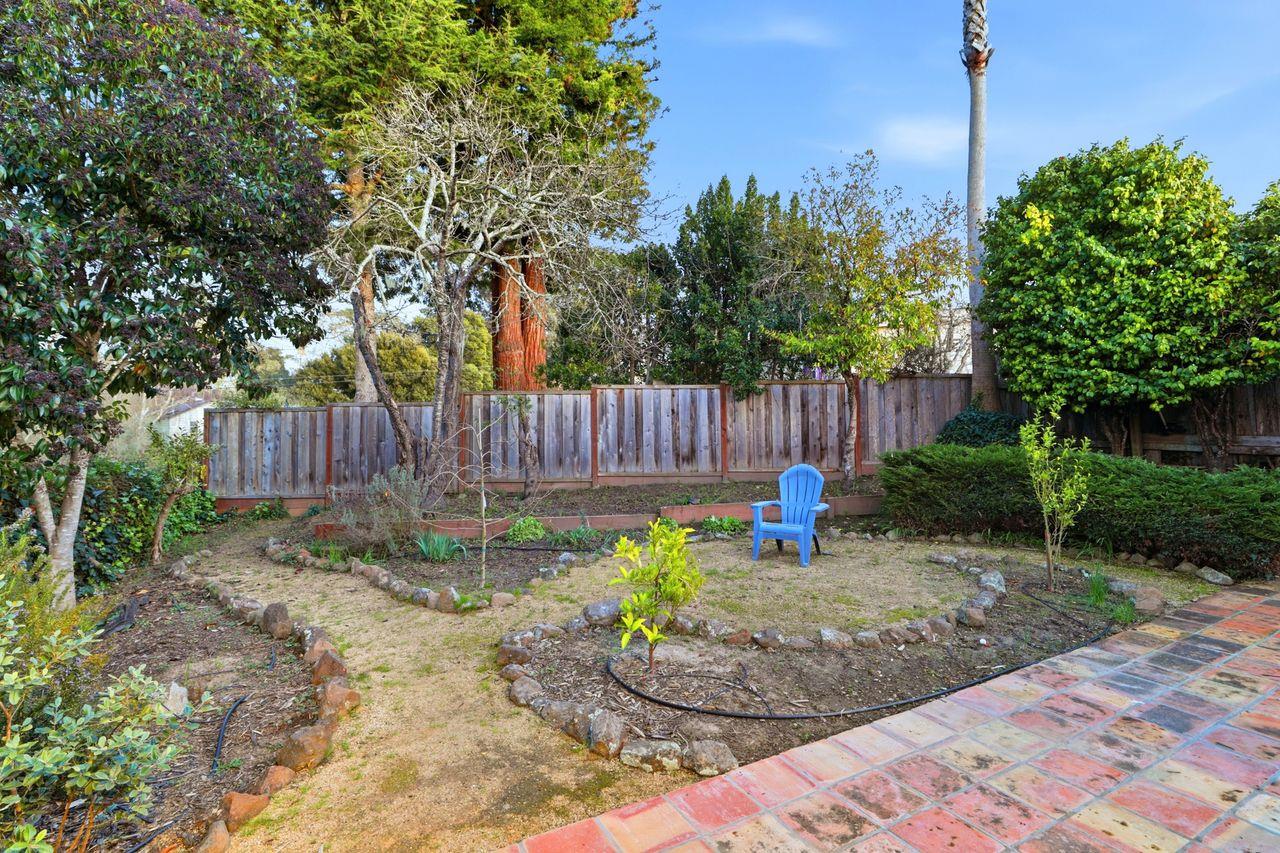 Detail Gallery Image 31 of 72 For 836 Seacliff Dr, Aptos,  CA 95003 - 3 Beds | 2 Baths