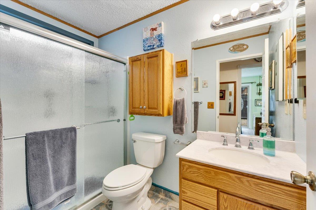 Detail Gallery Image 19 of 26 For 338 Dufour St, Santa Cruz,  CA 95060 - 2 Beds | 1 Baths