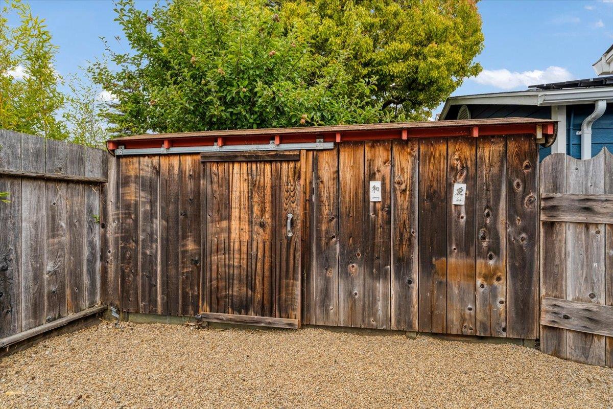 Detail Gallery Image 25 of 26 For 338 Dufour St, Santa Cruz,  CA 95060 - 2 Beds | 1 Baths