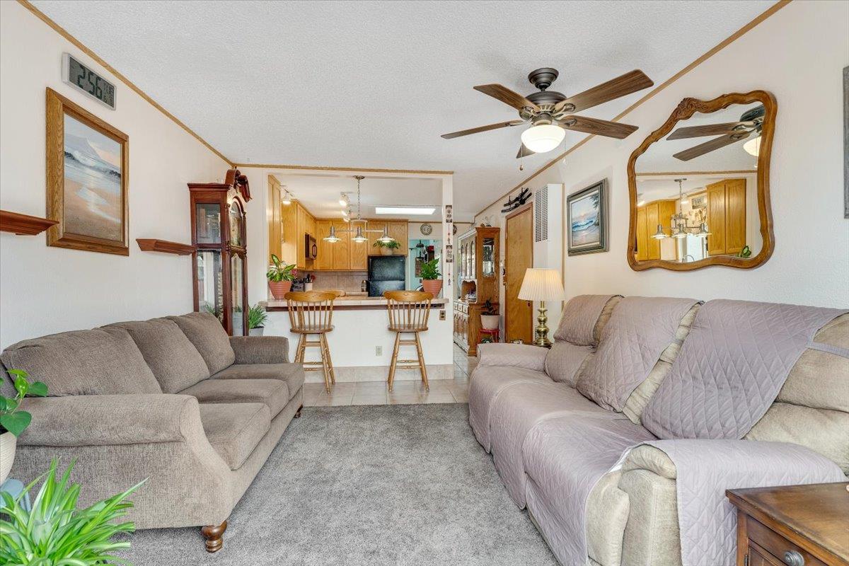 Detail Gallery Image 9 of 26 For 338 Dufour St, Santa Cruz,  CA 95060 - 2 Beds | 1 Baths