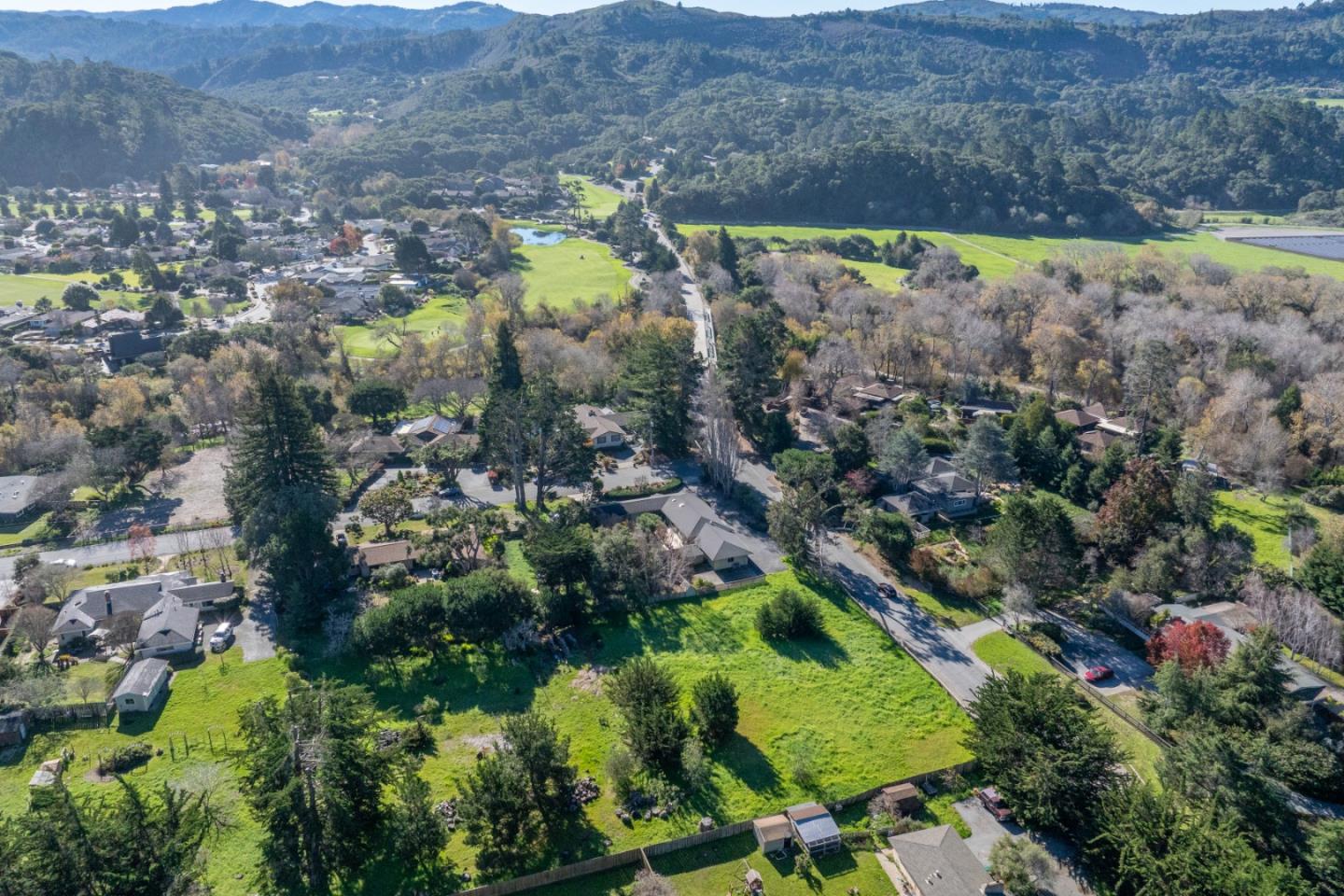 Detail Gallery Image 3 of 35 For 5965 Brookdale Dr, Carmel,  CA 93923 - 5 Beds | 3 Baths