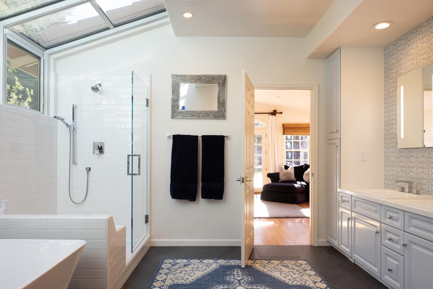 Detail Gallery Image 12 of 27 For 9940 Eddy Rd, Carmel,  CA 93923 - 4 Beds | 3/1 Baths