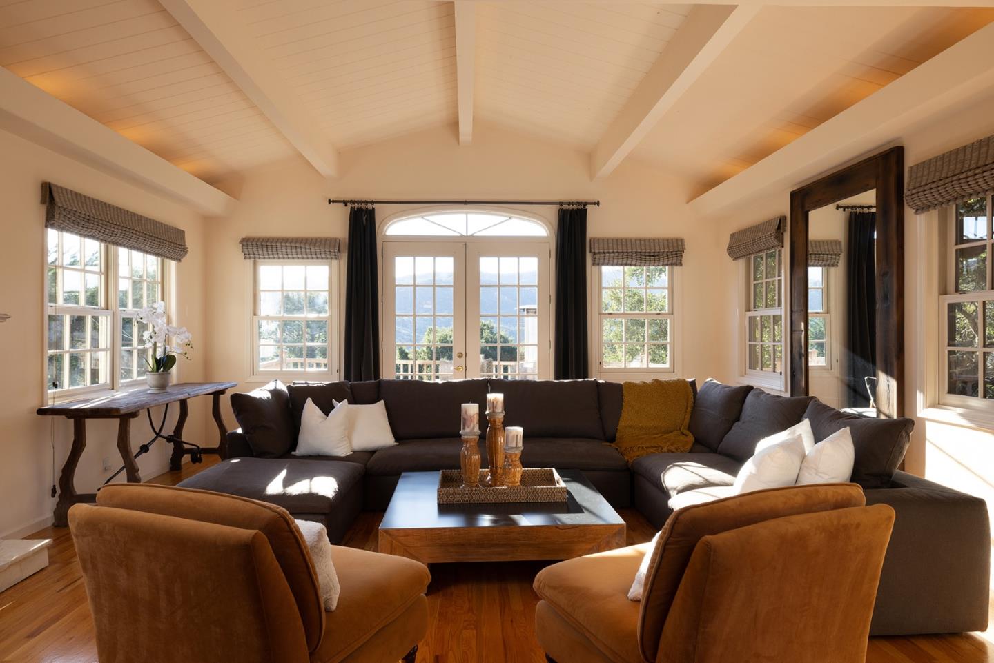 Detail Gallery Image 5 of 27 For 9940 Eddy Rd, Carmel,  CA 93923 - 4 Beds | 3/1 Baths