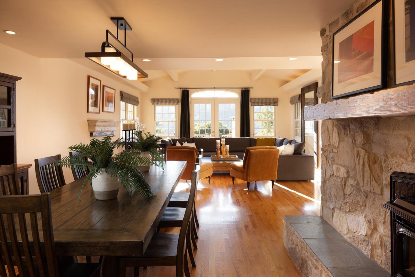 Detail Gallery Image 6 of 27 For 9940 Eddy Rd, Carmel,  CA 93923 - 4 Beds | 3/1 Baths