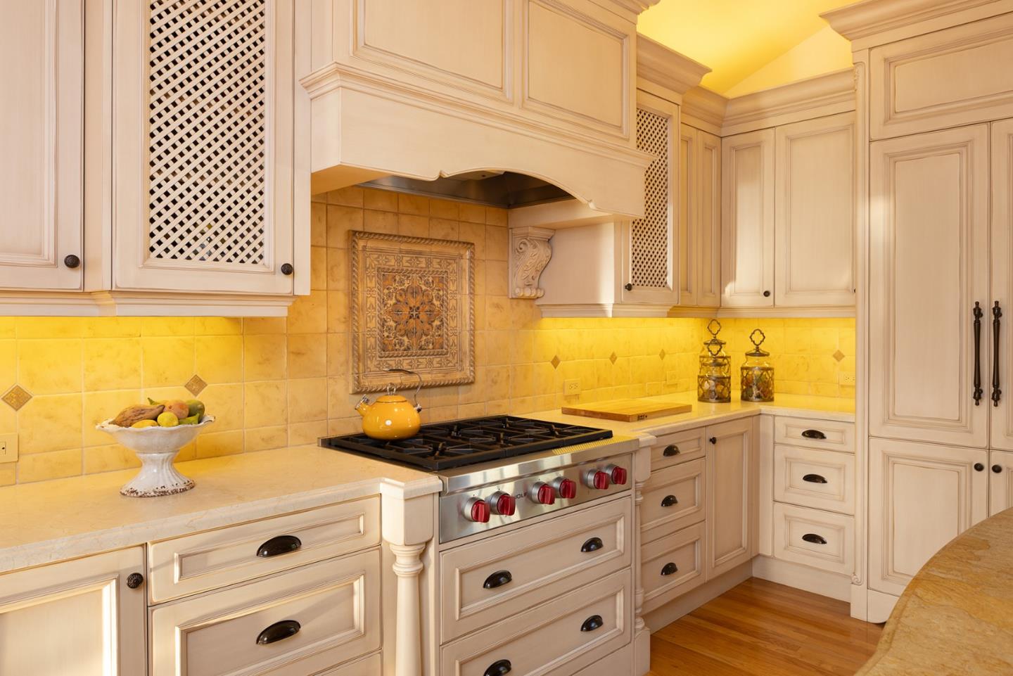 Detail Gallery Image 8 of 27 For 9940 Eddy Rd, Carmel,  CA 93923 - 4 Beds | 3/1 Baths