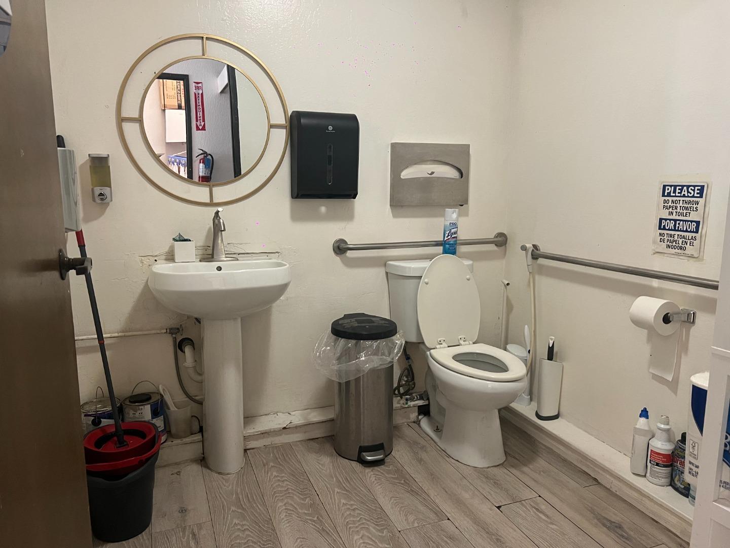 Detail Gallery Image 8 of 8 For 1290 S Bascom, #C, San Jose,  CA 95128 - – Beds | – Baths