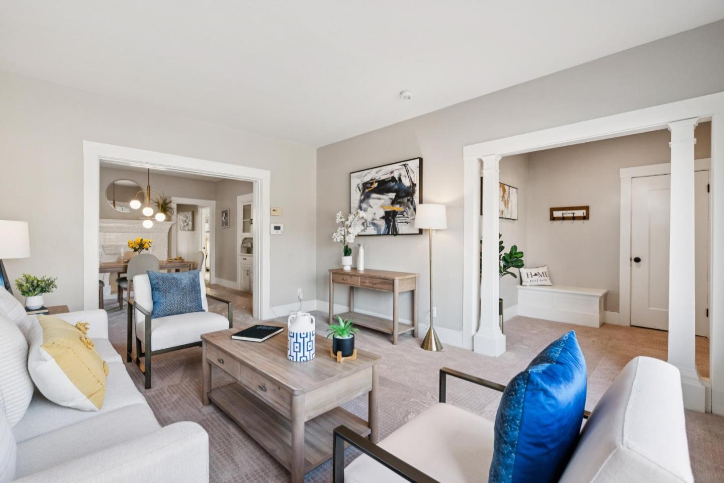 Detail Gallery Image 4 of 15 For 915 52nd St, Oakland,  CA 94608 - 2 Beds | 2 Baths