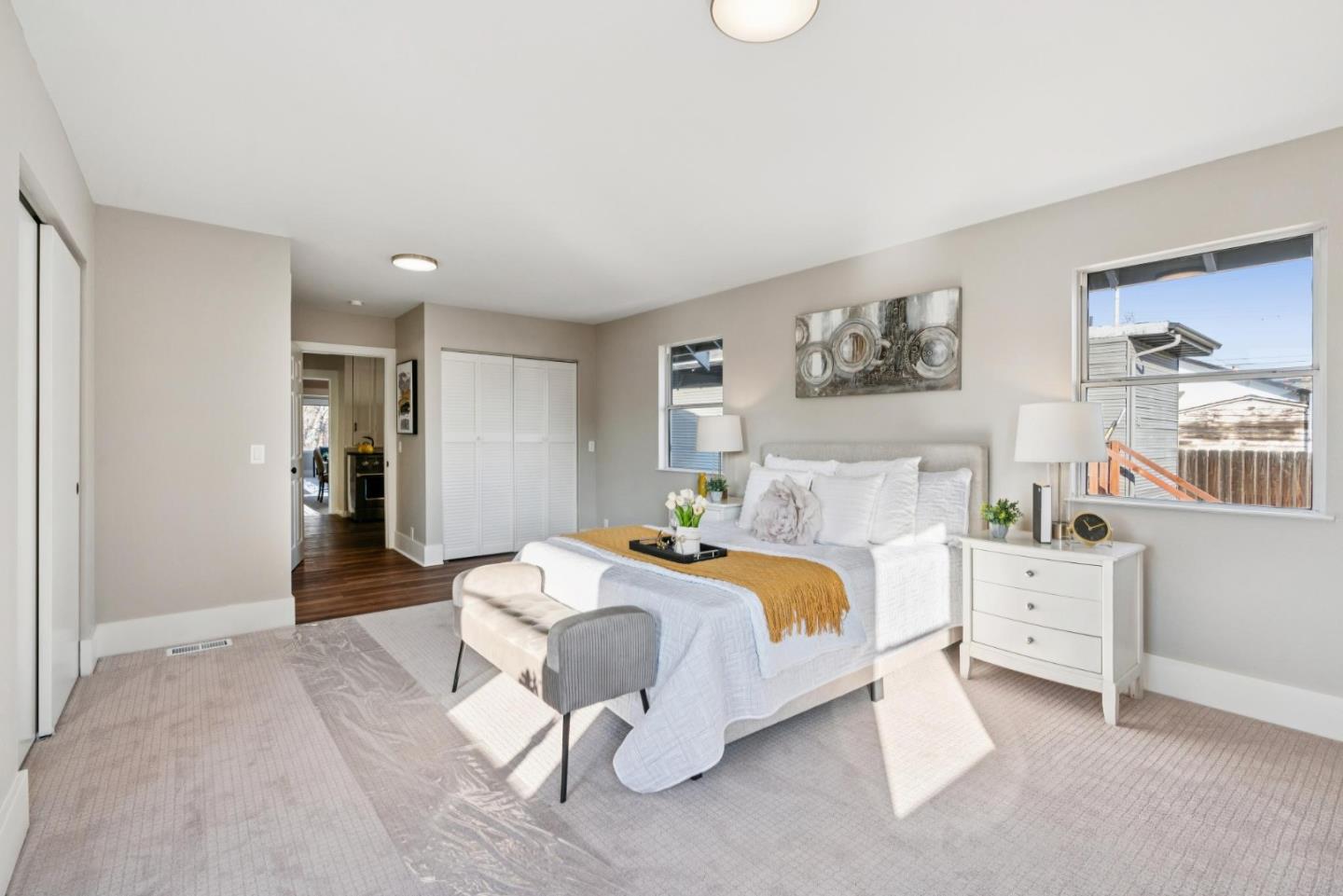 Detail Gallery Image 9 of 15 For 915 52nd St, Oakland,  CA 94608 - 2 Beds | 2 Baths