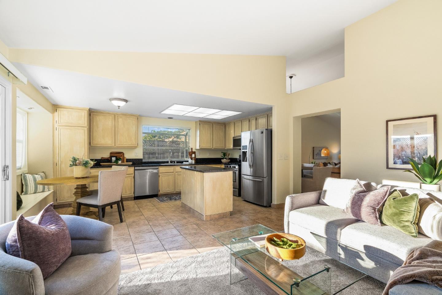 Detail Gallery Image 12 of 35 For 292 Quebrada Del Mar Rd, Marina,  CA 93933 - 3 Beds | 2 Baths