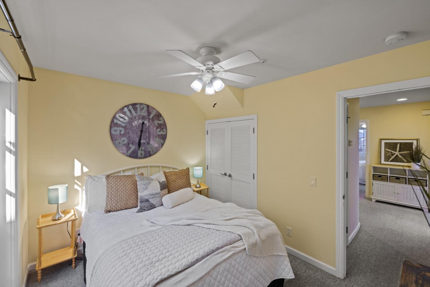 Detail Gallery Image 10 of 24 For 715 Mermaid Ave, Pacific Grove,  CA 93950 - 2 Beds | 2 Baths