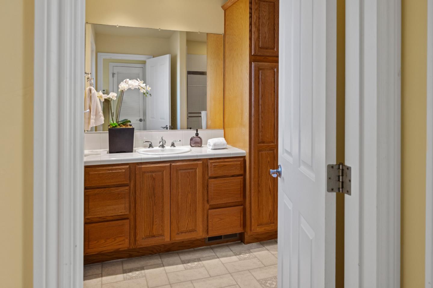 Detail Gallery Image 17 of 24 For 715 Mermaid Ave, Pacific Grove,  CA 93950 - 2 Beds | 2 Baths