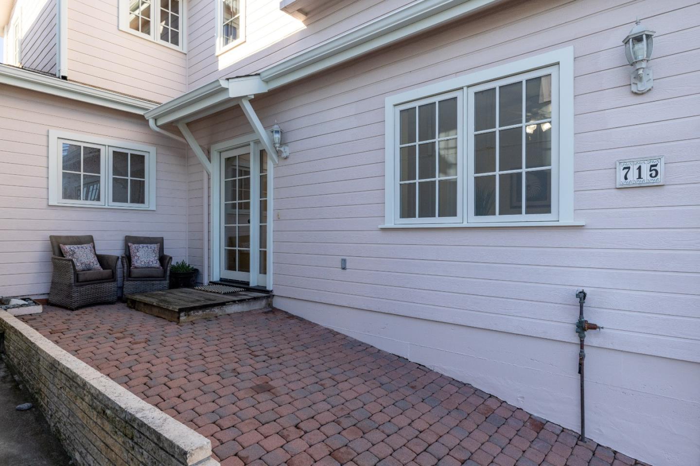 Detail Gallery Image 19 of 24 For 715 Mermaid Ave, Pacific Grove,  CA 93950 - 2 Beds | 2 Baths