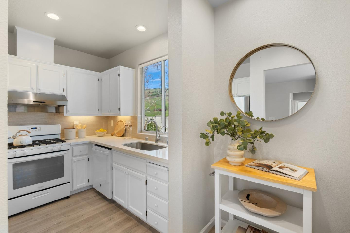 Photo #17: ML82031859 Listing: Photo #17