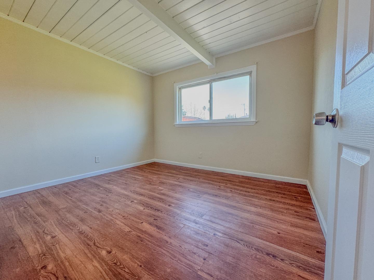 Detail Gallery Image 16 of 26 For 10314 Chrisland Ct, San Jose,  CA 95127 - 3 Beds | 1 Baths