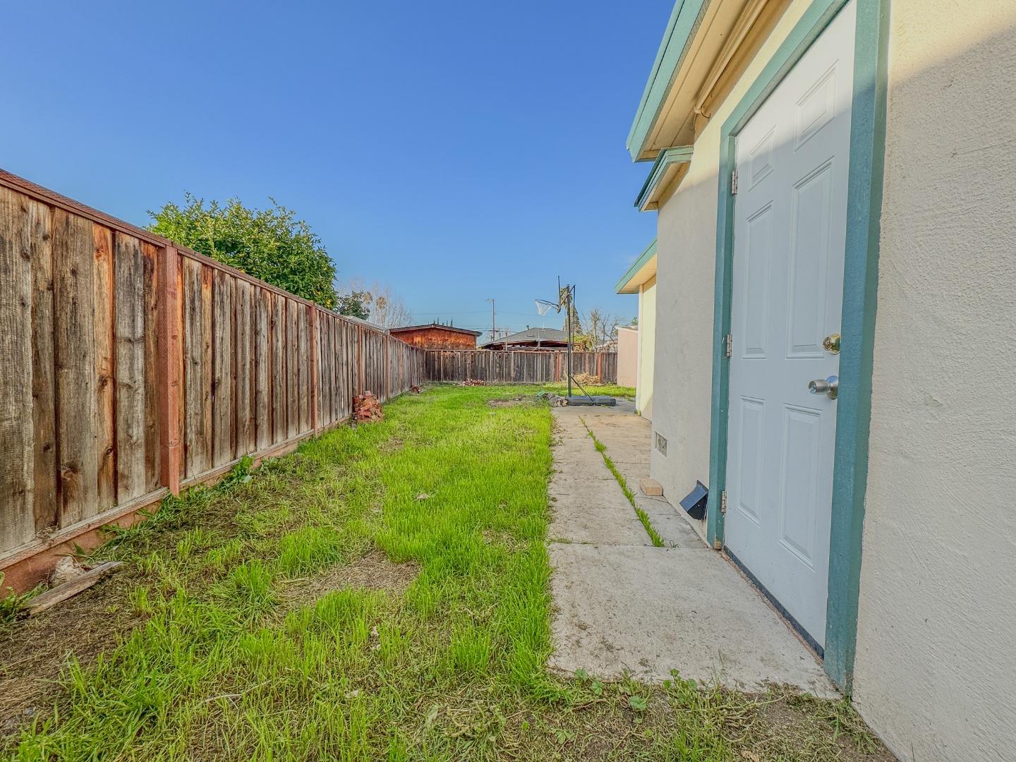 Detail Gallery Image 19 of 26 For 10314 Chrisland Ct, San Jose,  CA 95127 - 3 Beds | 1 Baths