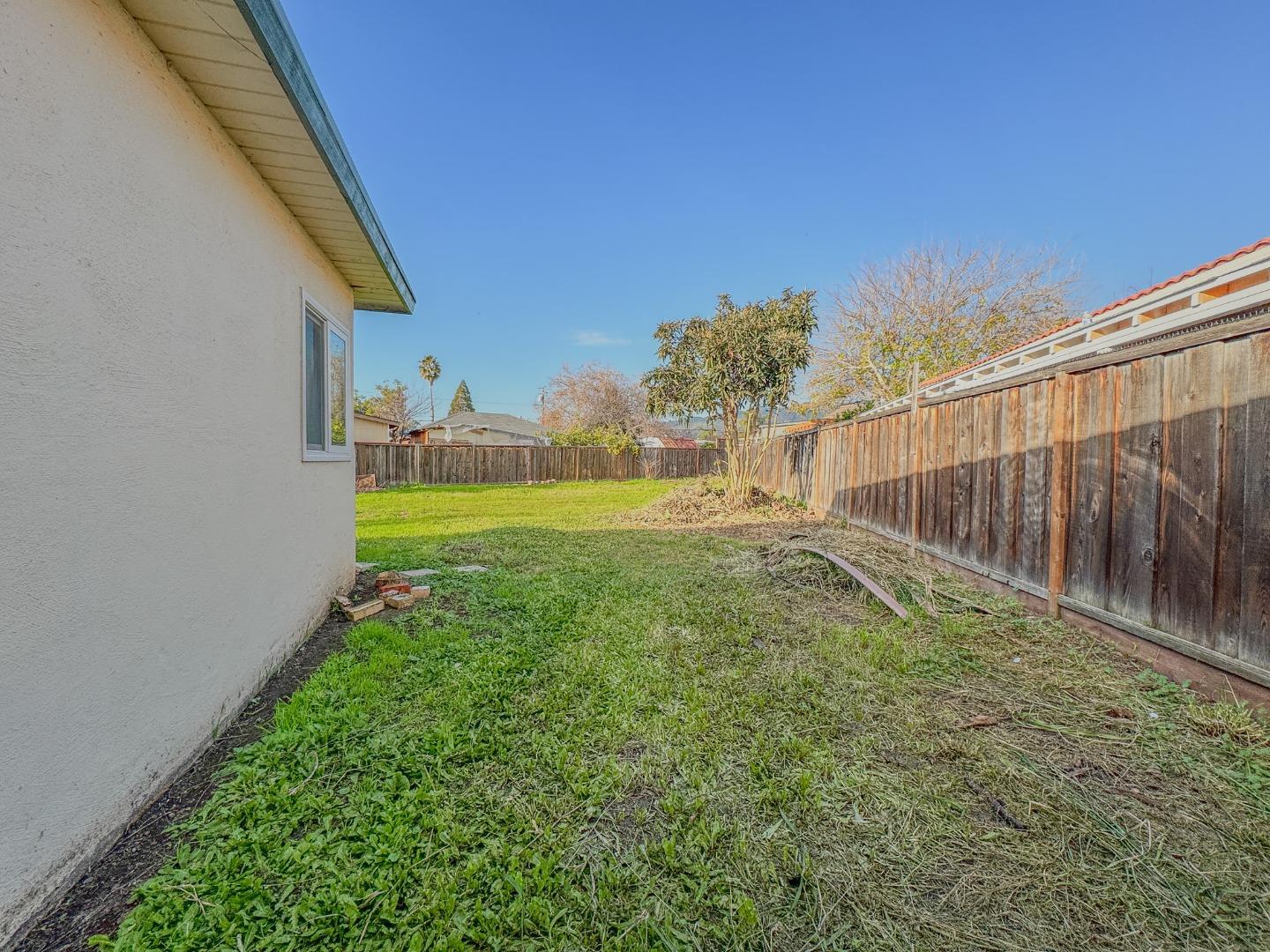 Detail Gallery Image 21 of 26 For 10314 Chrisland Ct, San Jose,  CA 95127 - 3 Beds | 1 Baths