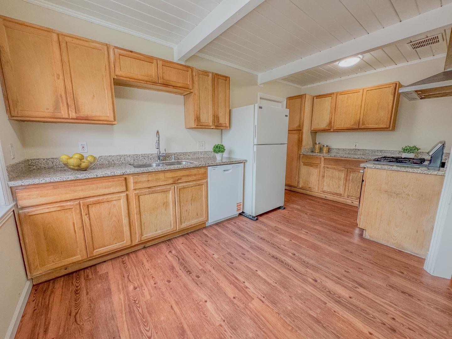 Detail Gallery Image 8 of 26 For 10314 Chrisland Ct, San Jose,  CA 95127 - 3 Beds | 1 Baths