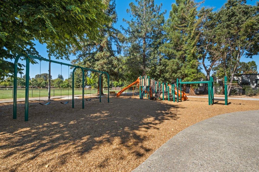 Detail Gallery Image 16 of 32 For 628 Colorado Ave, Palo Alto,  CA 94306 - – Beds | – Baths