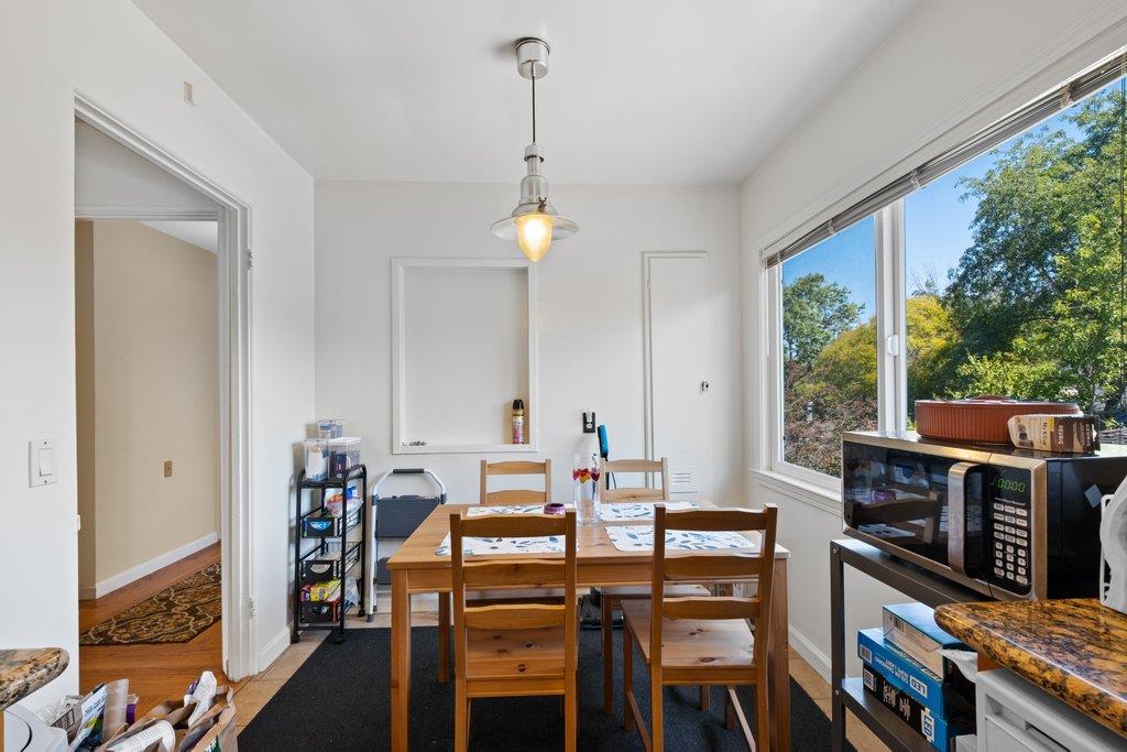 Detail Gallery Image 5 of 32 For 628 Colorado Ave, Palo Alto,  CA 94306 - – Beds | – Baths