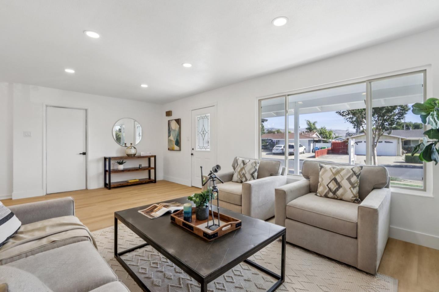 Detail Gallery Image 12 of 40 For 33359 University Dr, Union City,  CA 94587 - 4 Beds | 2 Baths