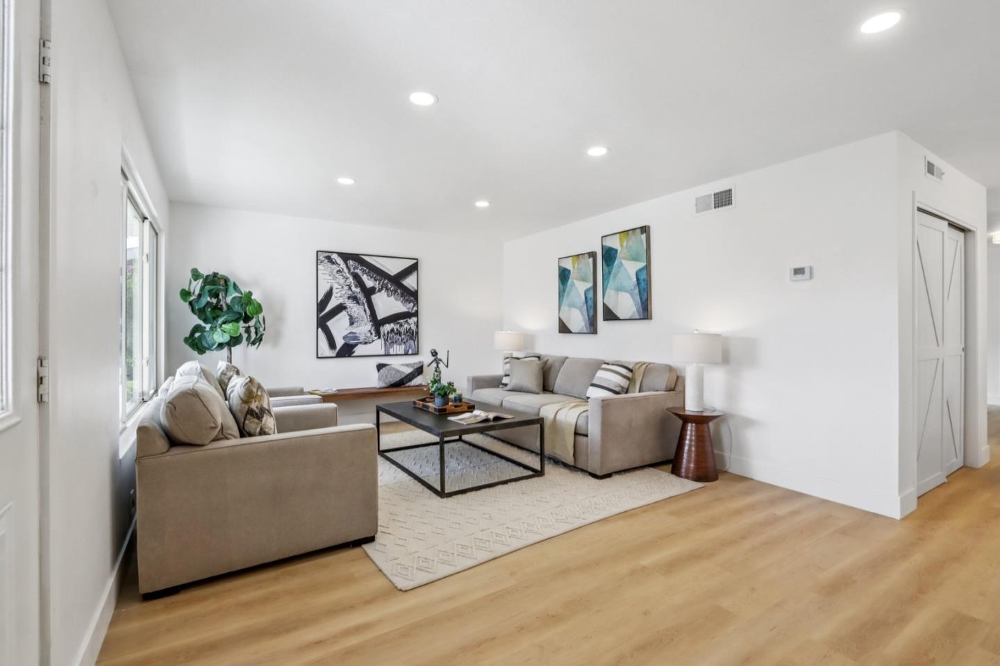 Detail Gallery Image 14 of 40 For 33359 University Dr, Union City,  CA 94587 - 4 Beds | 2 Baths