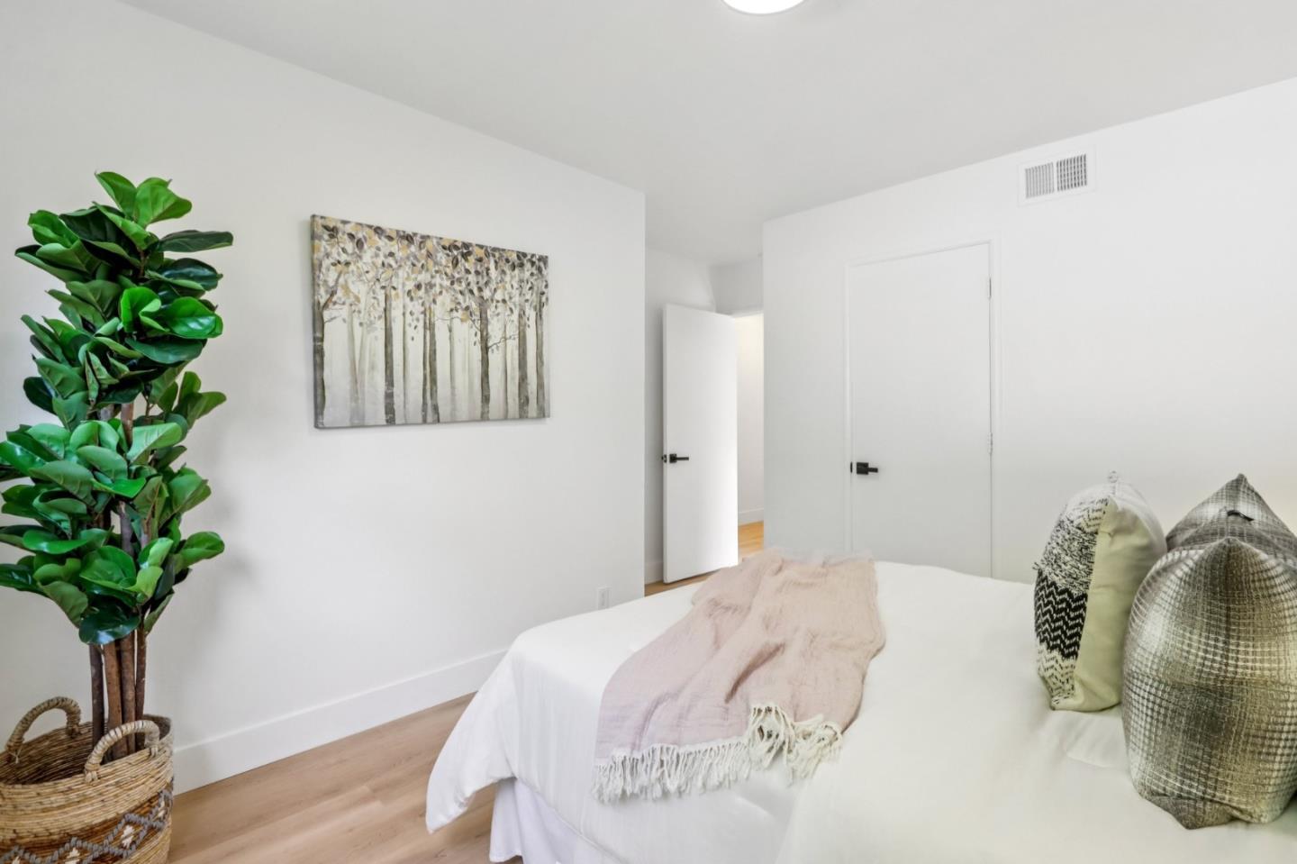 Detail Gallery Image 23 of 40 For 33359 University Dr, Union City,  CA 94587 - 4 Beds | 2 Baths