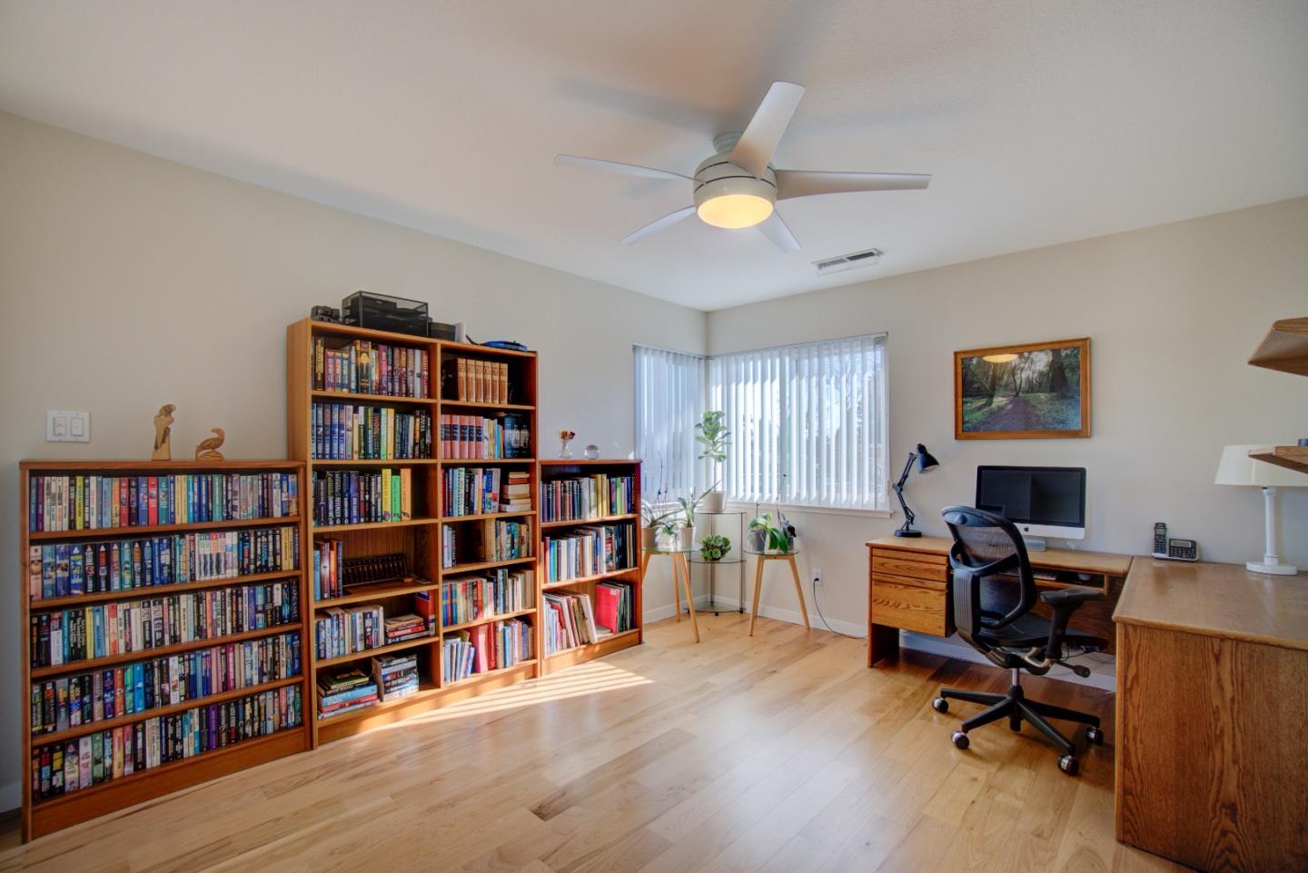 Detail Gallery Image 31 of 44 For 967 Erica Dr, Sunnyvale,  CA 94086 - 5 Beds | 3 Baths