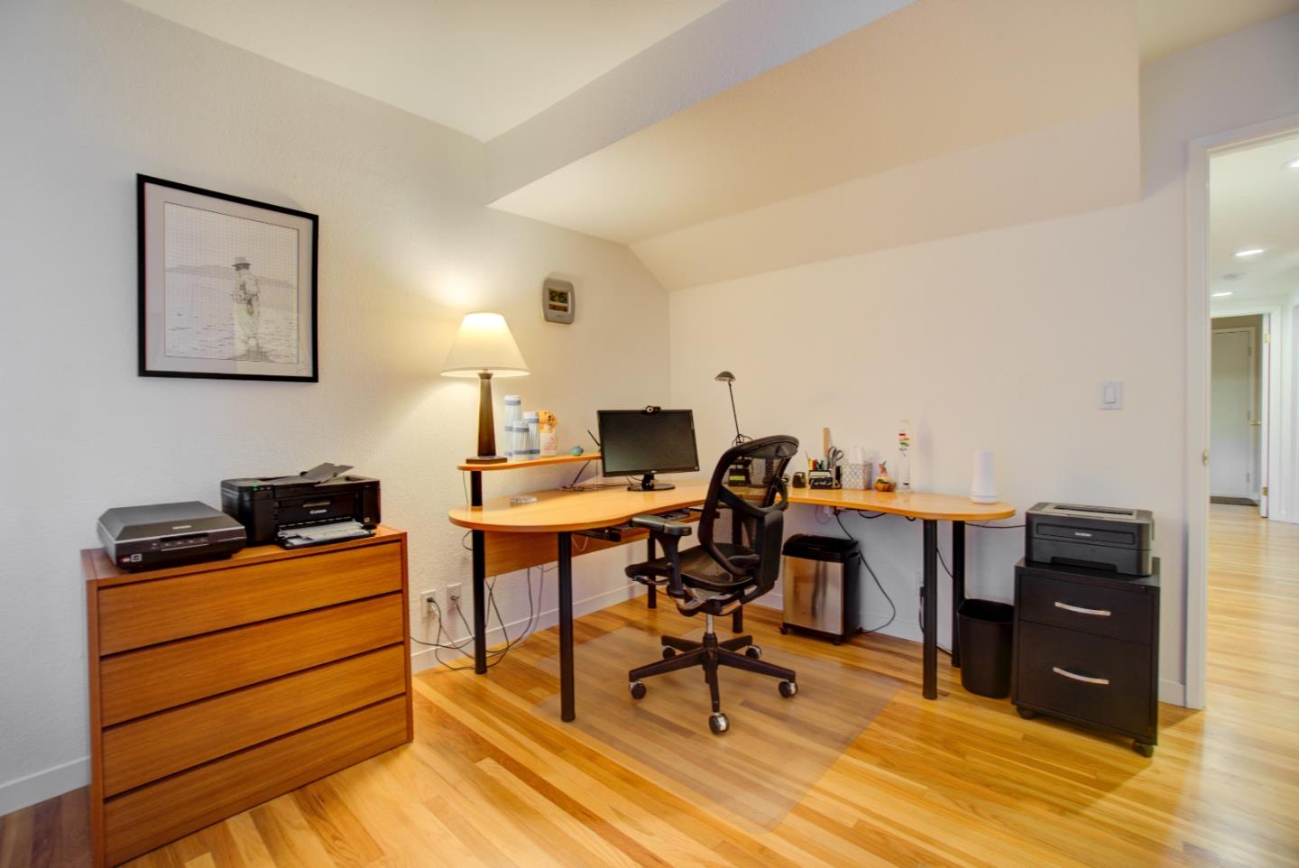 Detail Gallery Image 37 of 44 For 967 Erica Dr, Sunnyvale,  CA 94086 - 5 Beds | 3 Baths