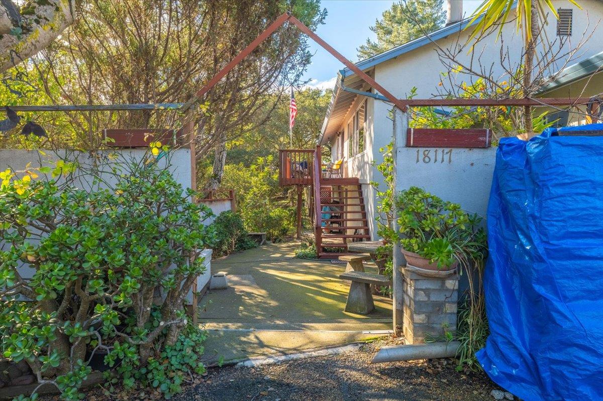 Detail Gallery Image 5 of 56 For 18117 Berta Canyon Rd, Salinas,  CA 93907 - 3 Beds | 2 Baths