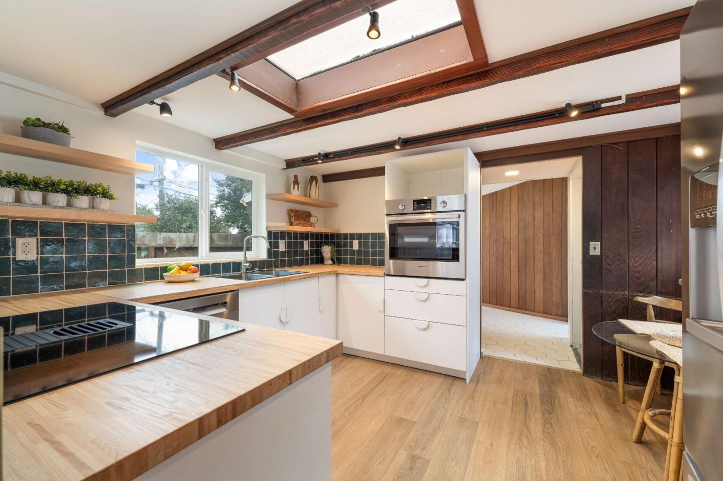 Detail Gallery Image 10 of 58 For 1207 Presidio Blvd, Pacific Grove,  CA 93950 - 5 Beds | 2 Baths