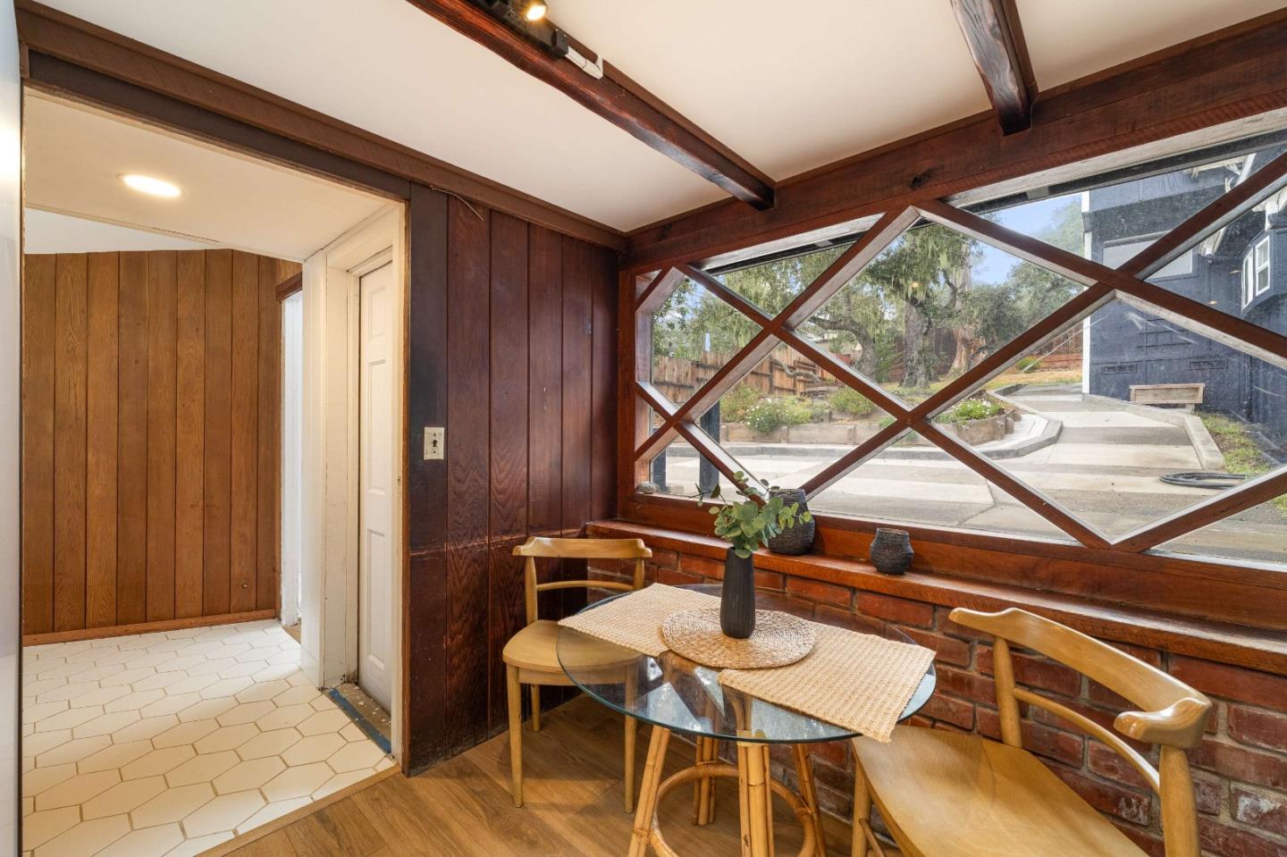 Detail Gallery Image 12 of 58 For 1207 Presidio Blvd, Pacific Grove,  CA 93950 - 5 Beds | 2 Baths