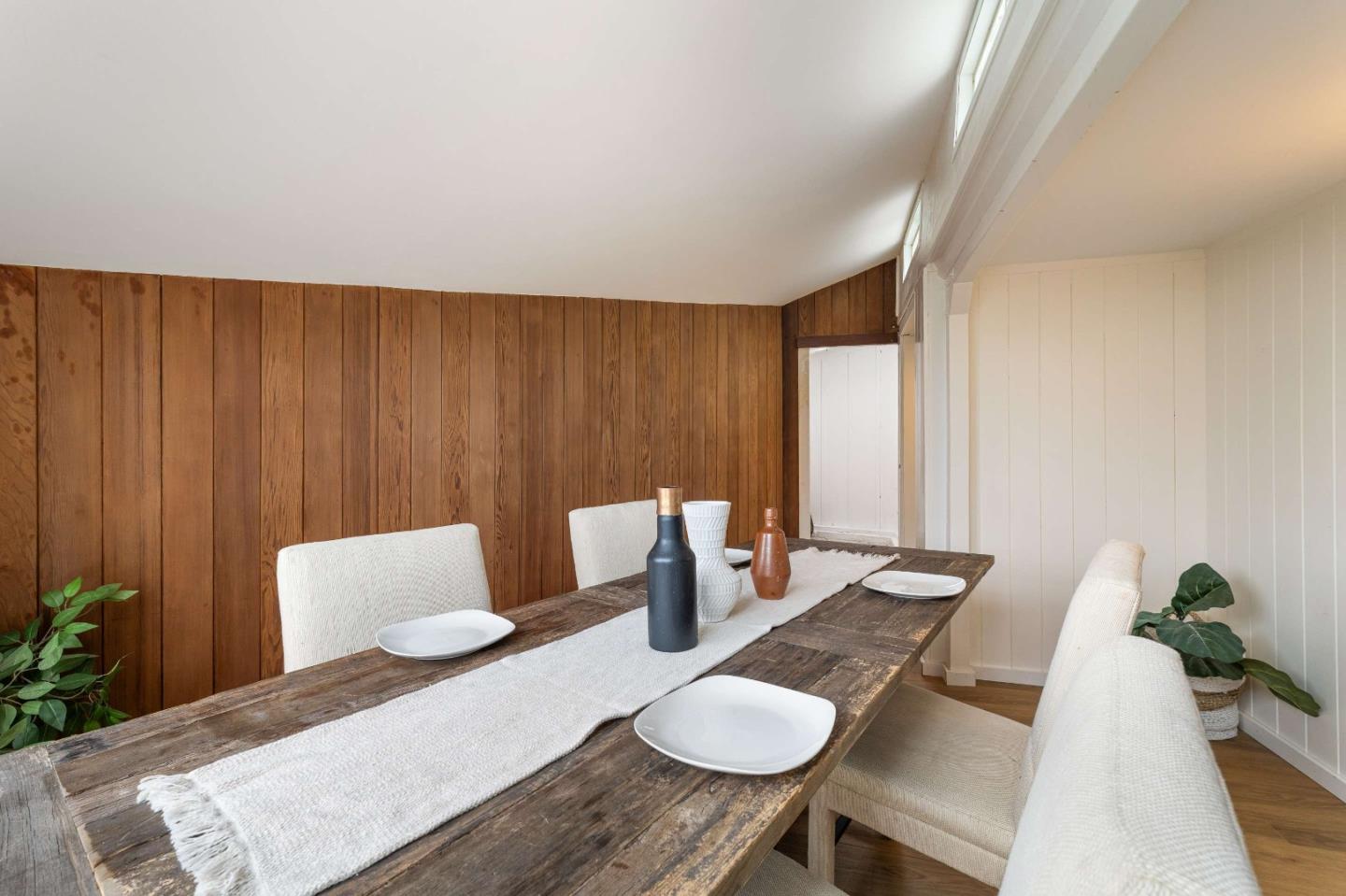 Detail Gallery Image 14 of 58 For 1207 Presidio Blvd, Pacific Grove,  CA 93950 - 5 Beds | 2 Baths