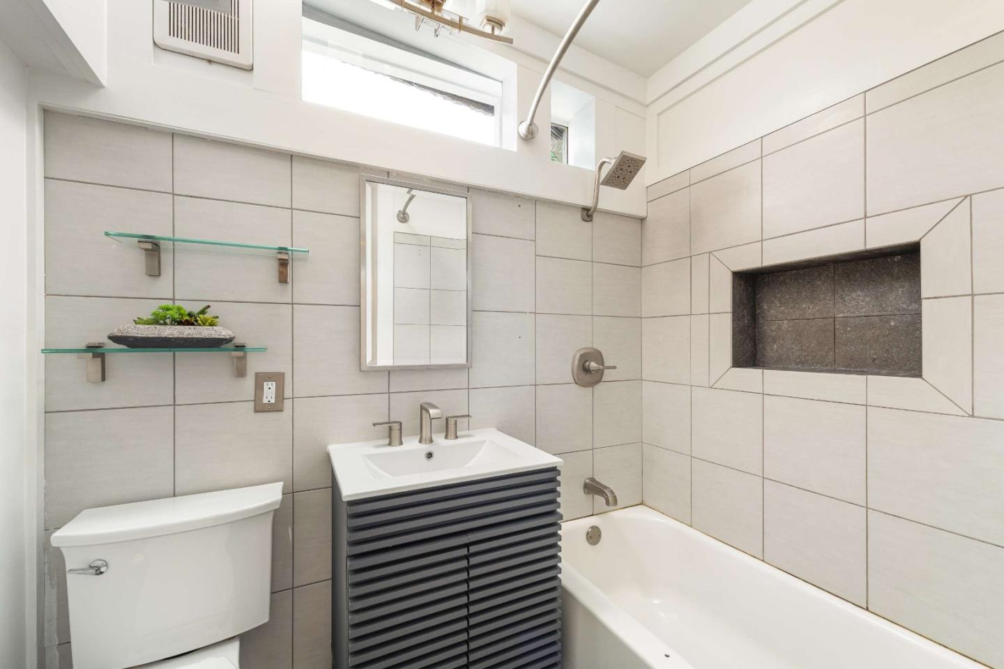 Detail Gallery Image 21 of 58 For 1207 Presidio Blvd, Pacific Grove,  CA 93950 - 5 Beds | 2 Baths